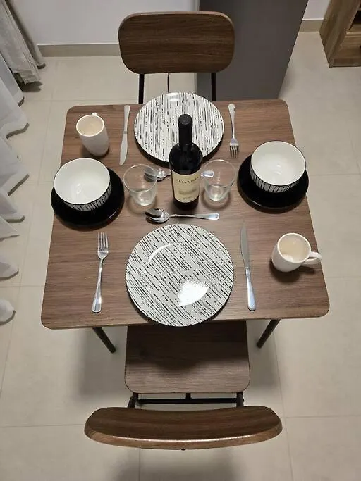 Oshare Modern Living Dubai Apartment